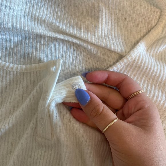 White Cropped Long Sleeve Top - Picture 5 of 5